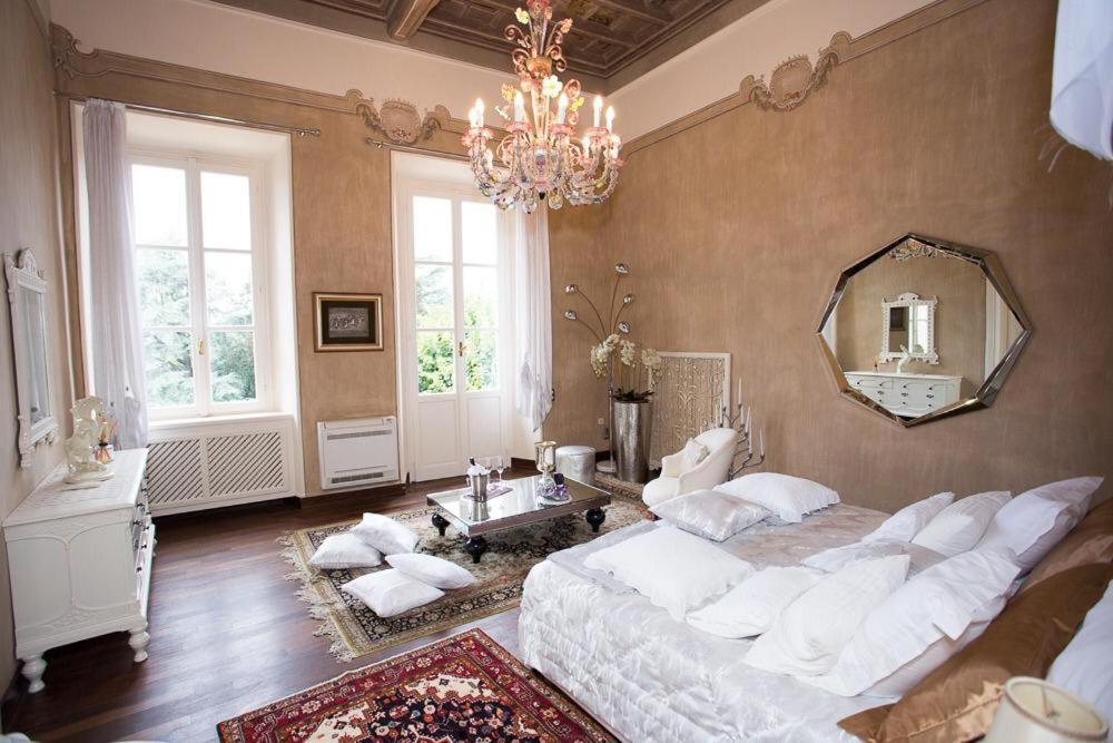 Villa Ghiringhelli Azzate Екстер'єр фото
