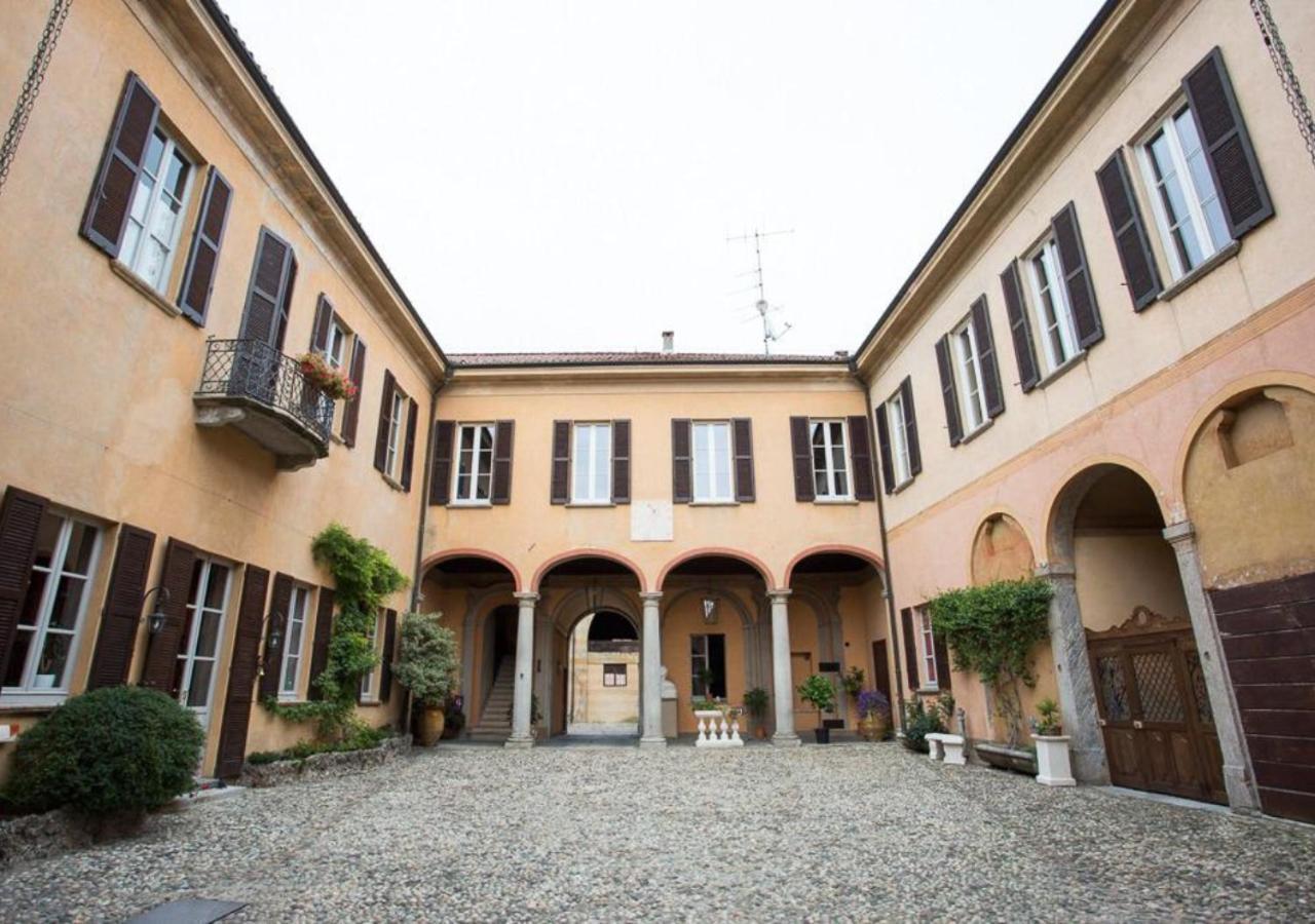 Villa Ghiringhelli Azzate Екстер'єр фото