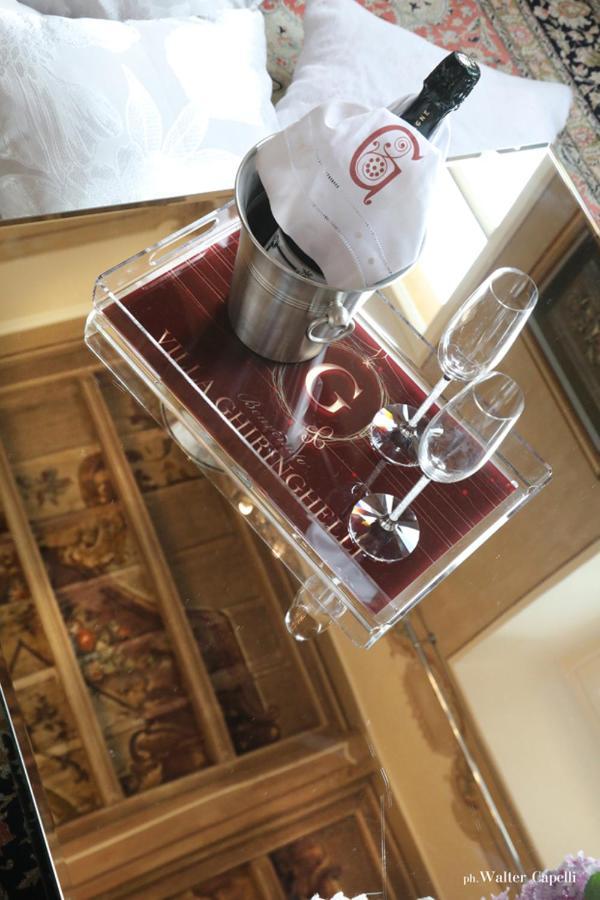 Villa Ghiringhelli Azzate Екстер'єр фото