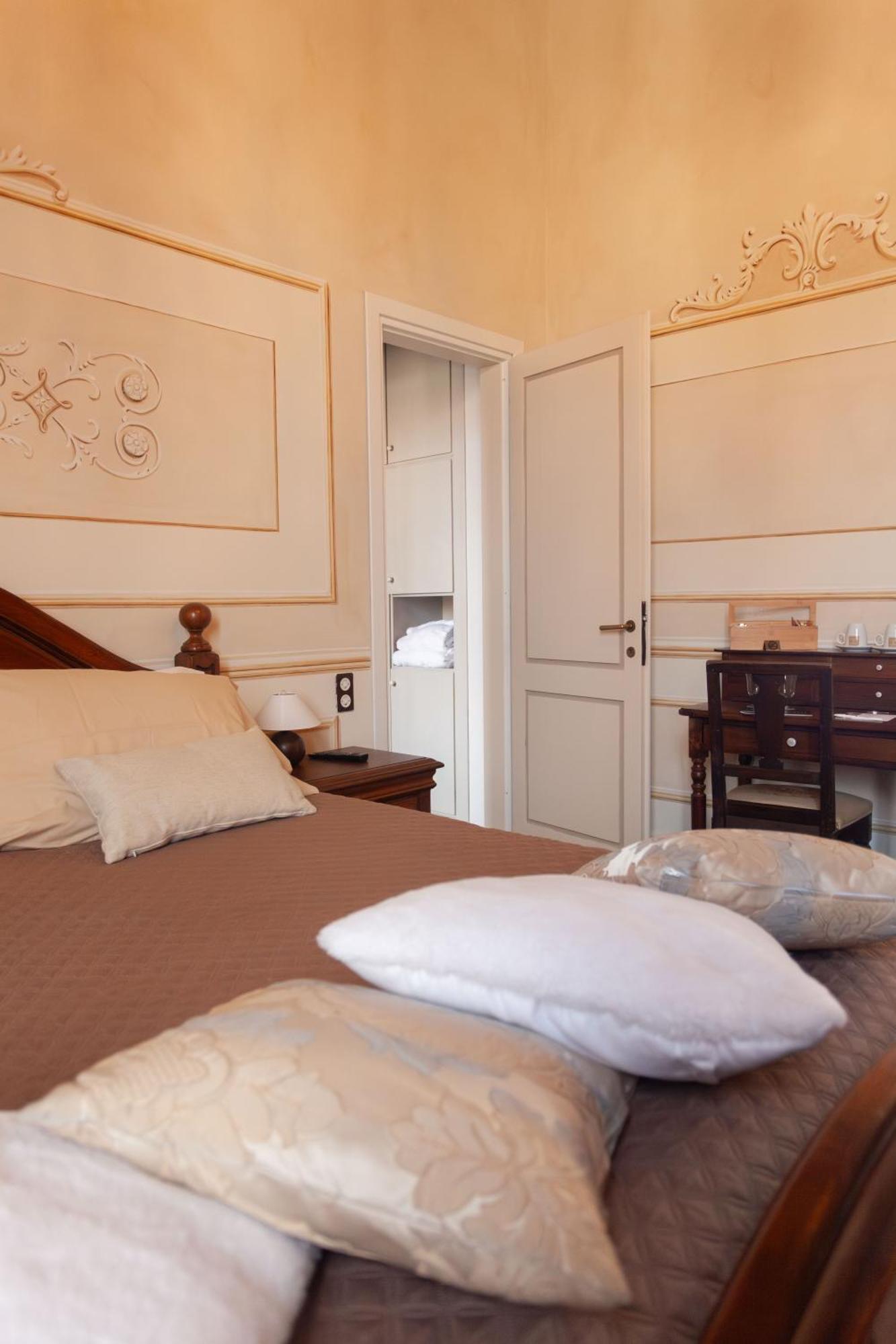 Villa Ghiringhelli Azzate Екстер'єр фото